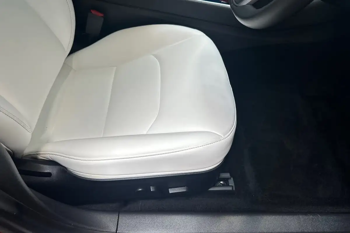 2019-tesla-model-3-e-4x4-performance-pack-big-33