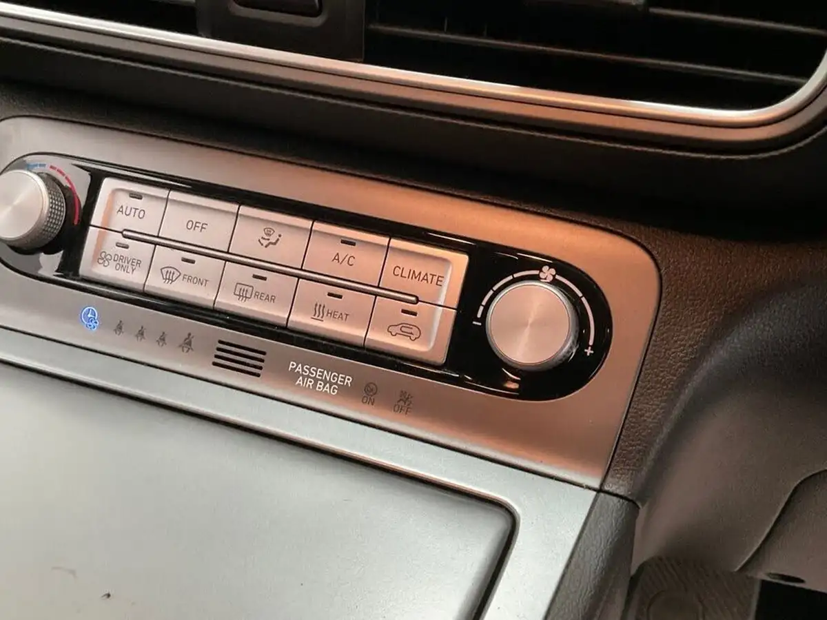 2019-hyundai-kona-e-premium-se-64kwh-big-48