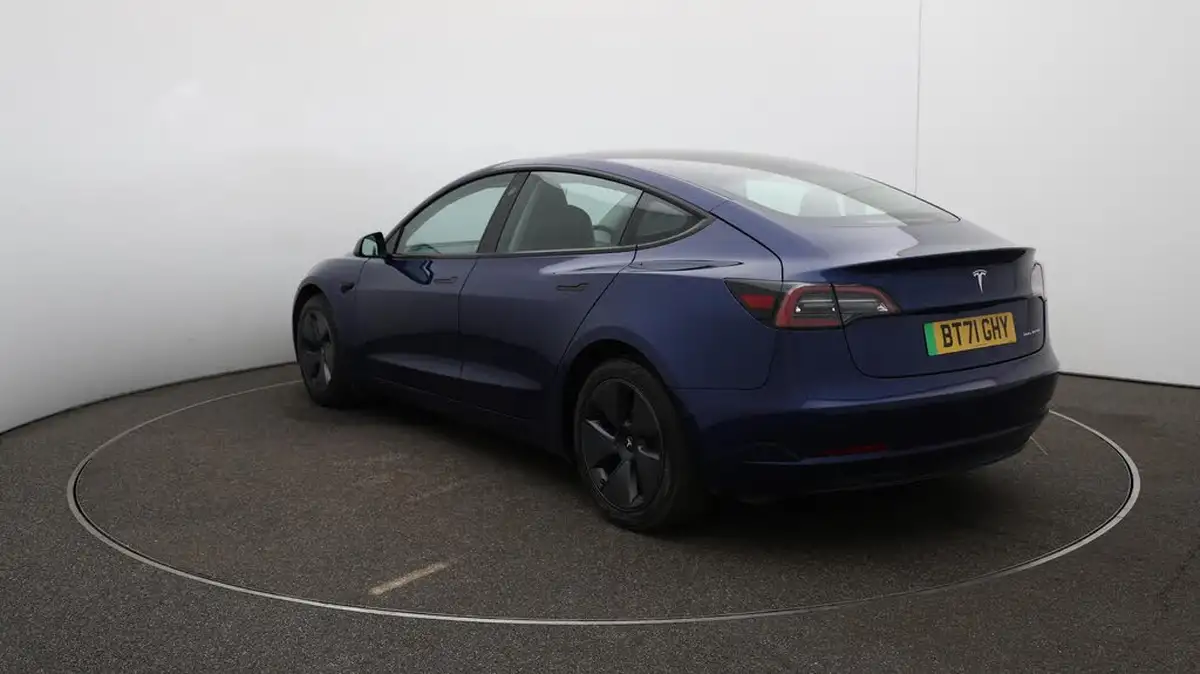 2021-tesla-model-3-e-long-range-awd-big-54