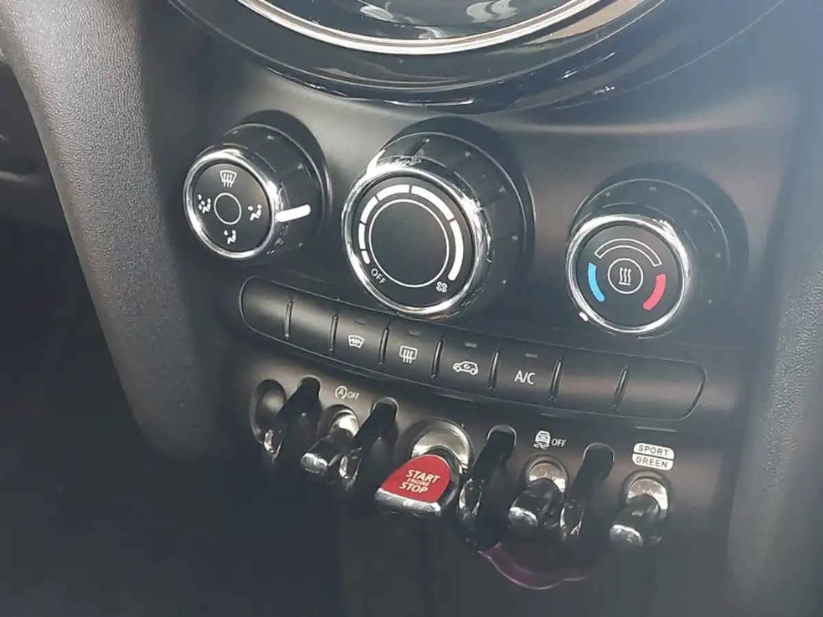 2021-mini-cooper-15-cooper-sport-hatchback-3d-big-14