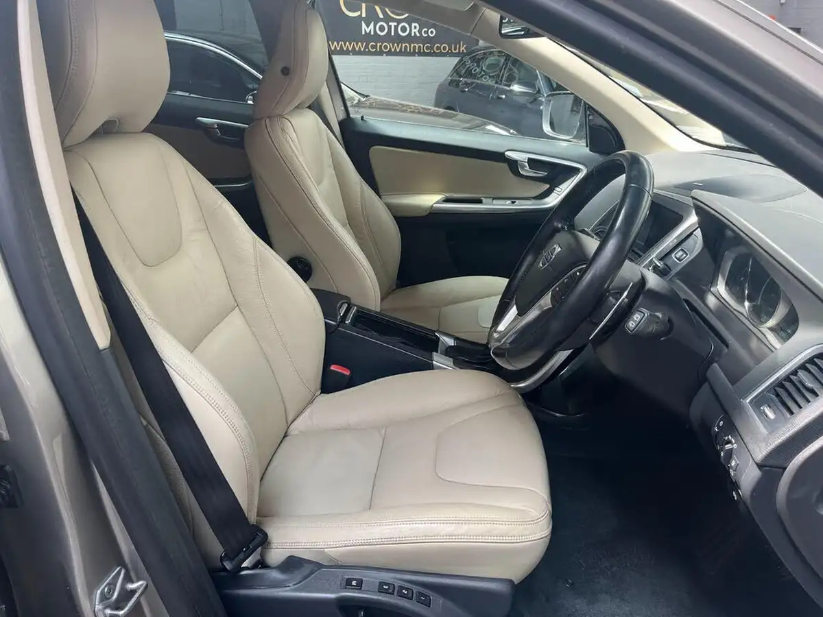 2013-volvo-xc60-24td-d5-se-lux-215bhp-nav-geartronic-big-26