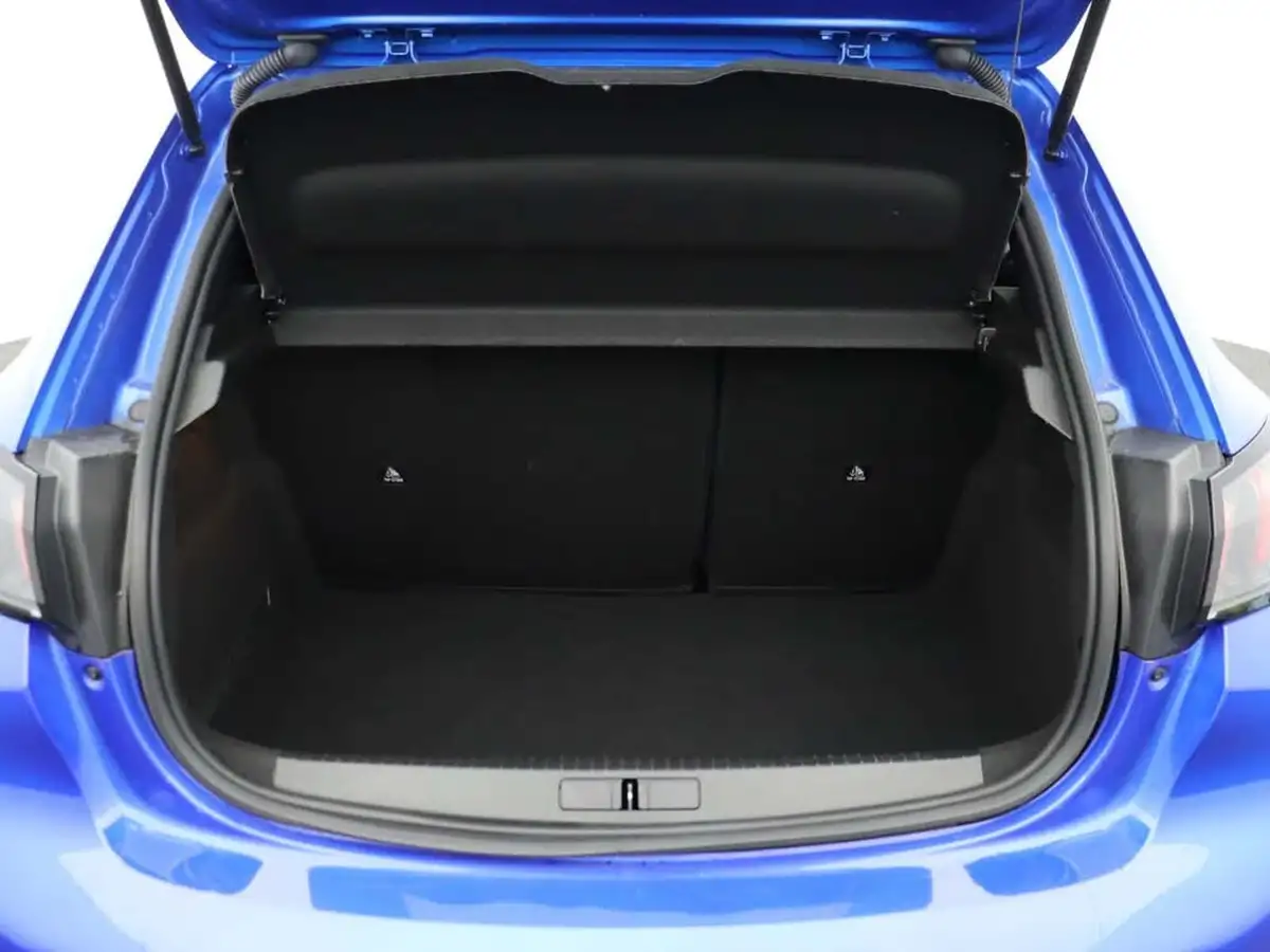 2023-peugeot-208-12-puretech-allure-premium-130ps-eat8-big-16