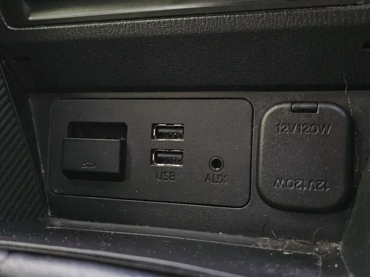 2018-mazda-mazda2-15-sport-nav-big-33