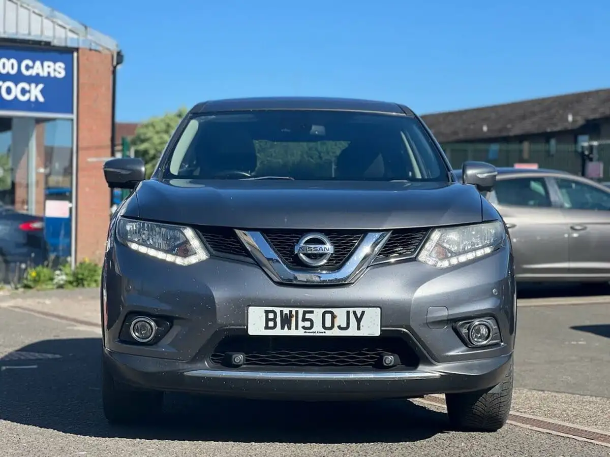 2015-nissan-x-trail-16dci-acenta-big-2
