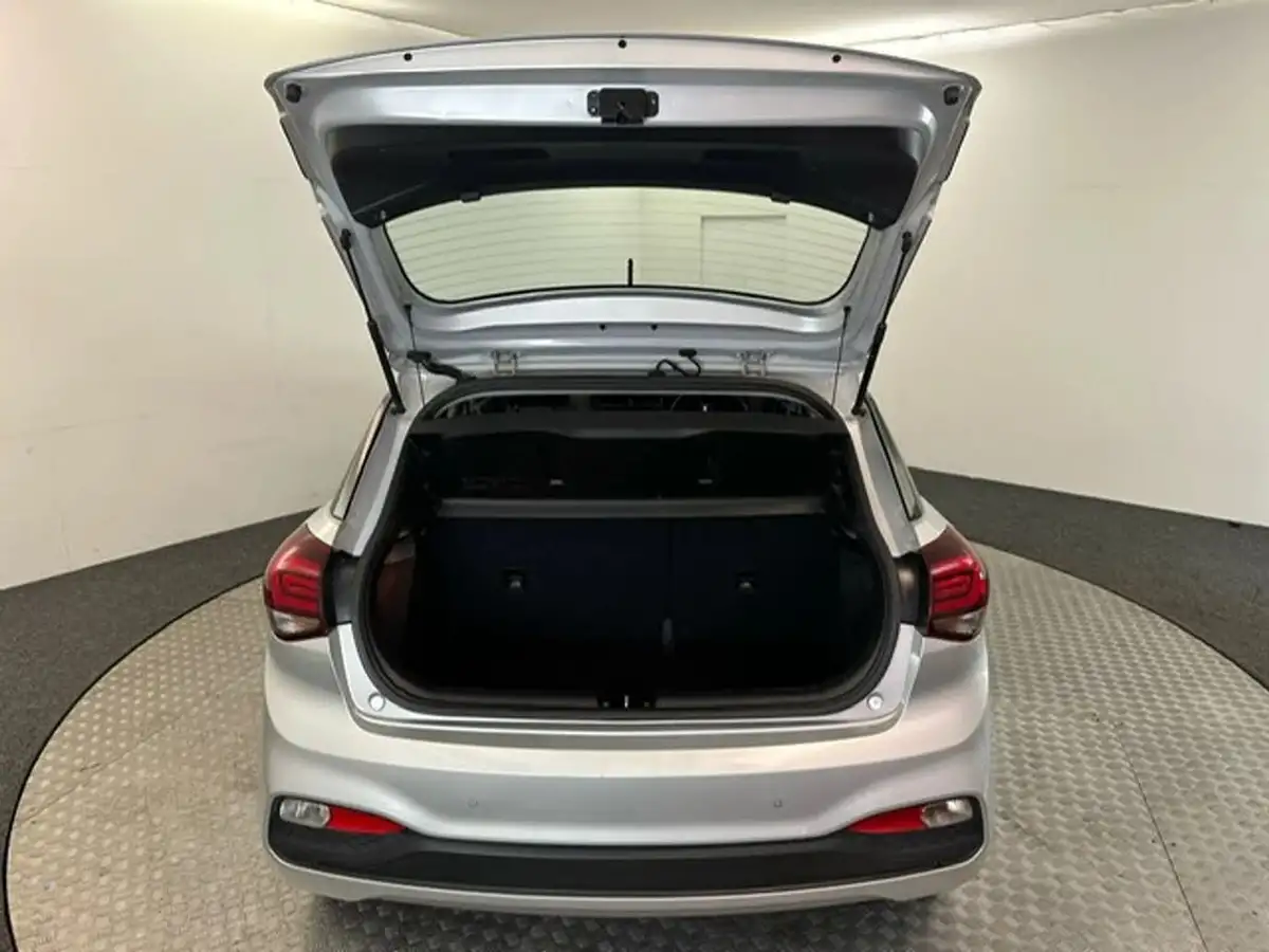 2019-hyundai-i20-12-se-mpi-hatchback-5d-big-32