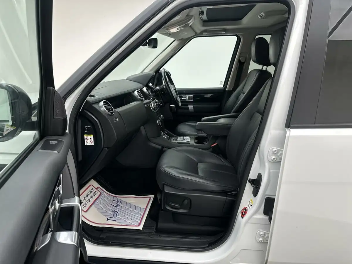2016-land-rover-discovery-4-30-sd-v6-hse-big-20
