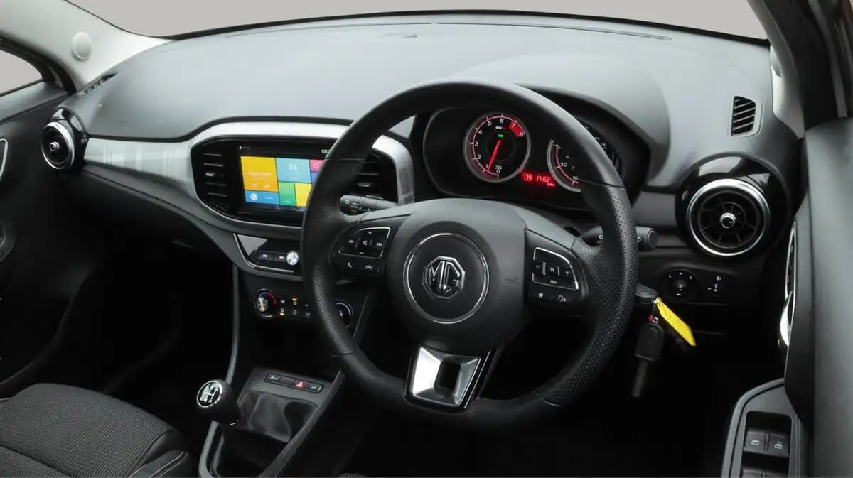 2022-mg-mg3-15-vti-tech-exclusive-nav-big-9