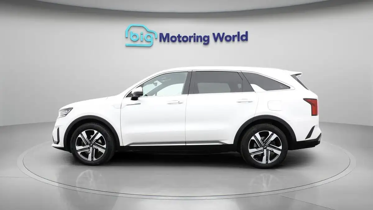 2021-kia-sorento-16-t-gdi-4-226bhp-hev-big-4
