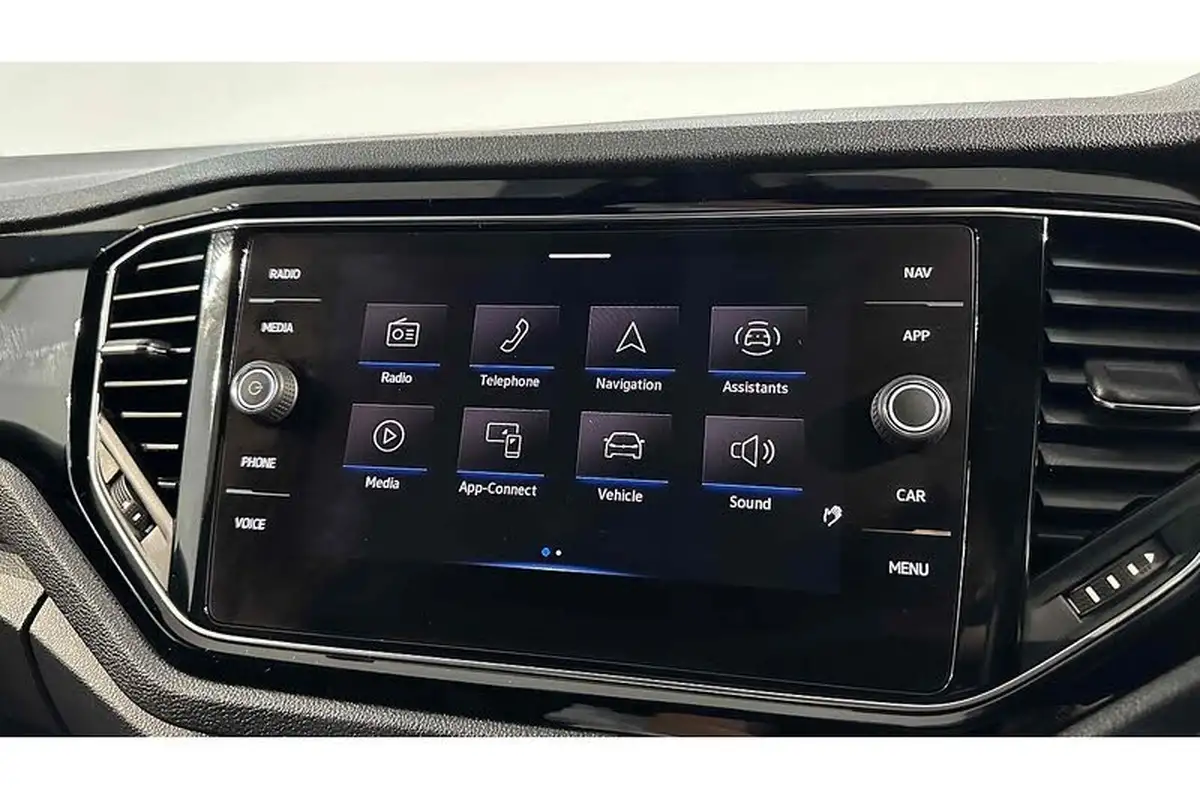 2021-volkswagen-t-roc-15-tsi-black-edition-big-40