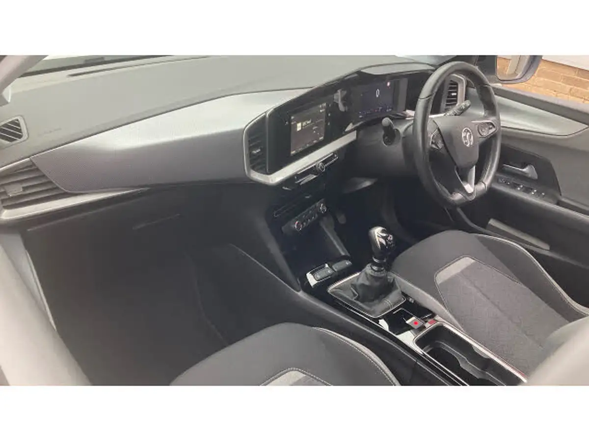 2023-vauxhall-mokka-12-design-136ps-big-8