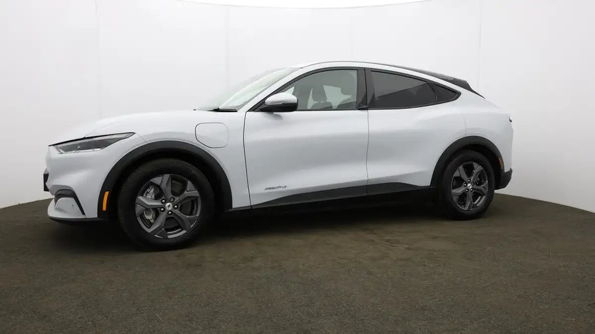 2021-ford-mustang-mach-e-e-standard-range-68kwh-big-34