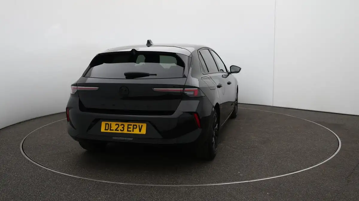 2023-vauxhall-astra-12-turbo-gs-hatchback-auto-big-48