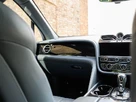 2021-bentley-bentayga-40-v8-small-38