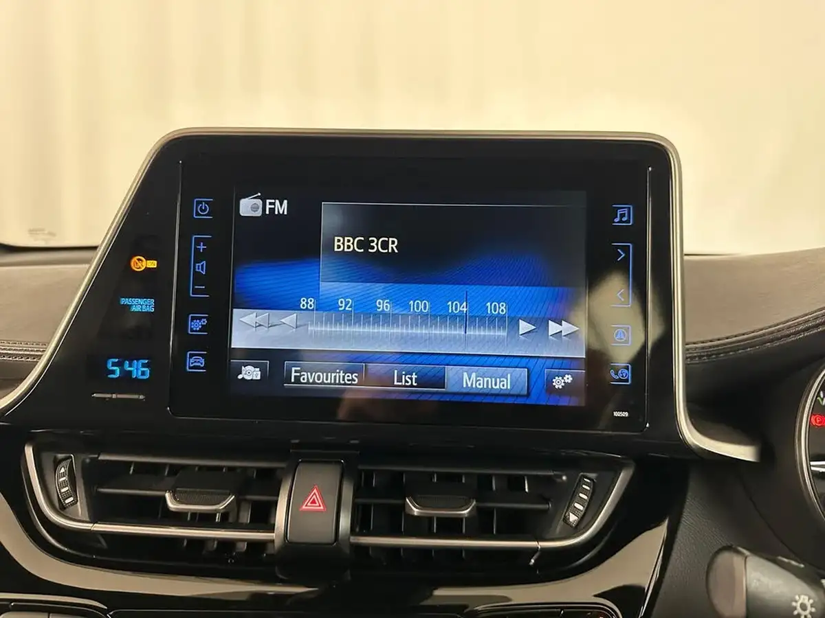2019-toyota-c-hr-18-vvt-i-dynamic-big-33