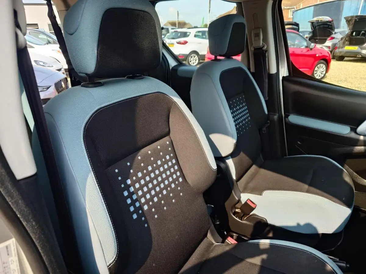 2014-citroen-berlingo-16td-multispace-vtr-90ps-big-18