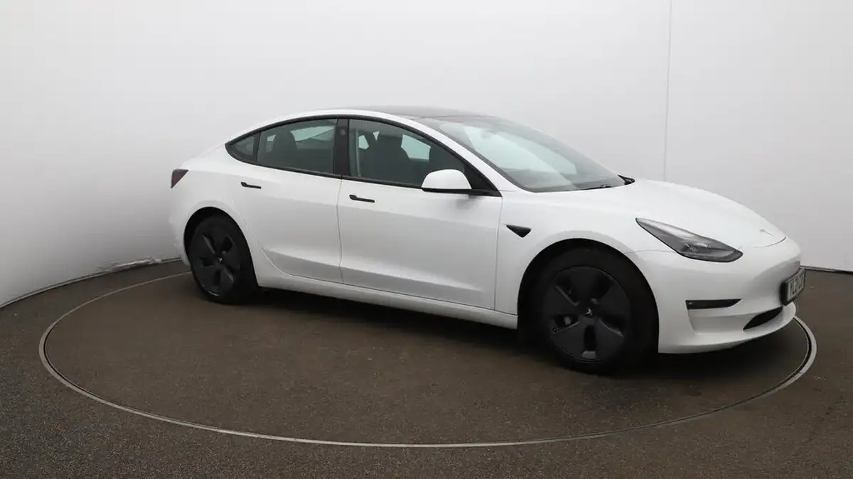 2021-tesla-model-3-e-long-range-4x4-big-45