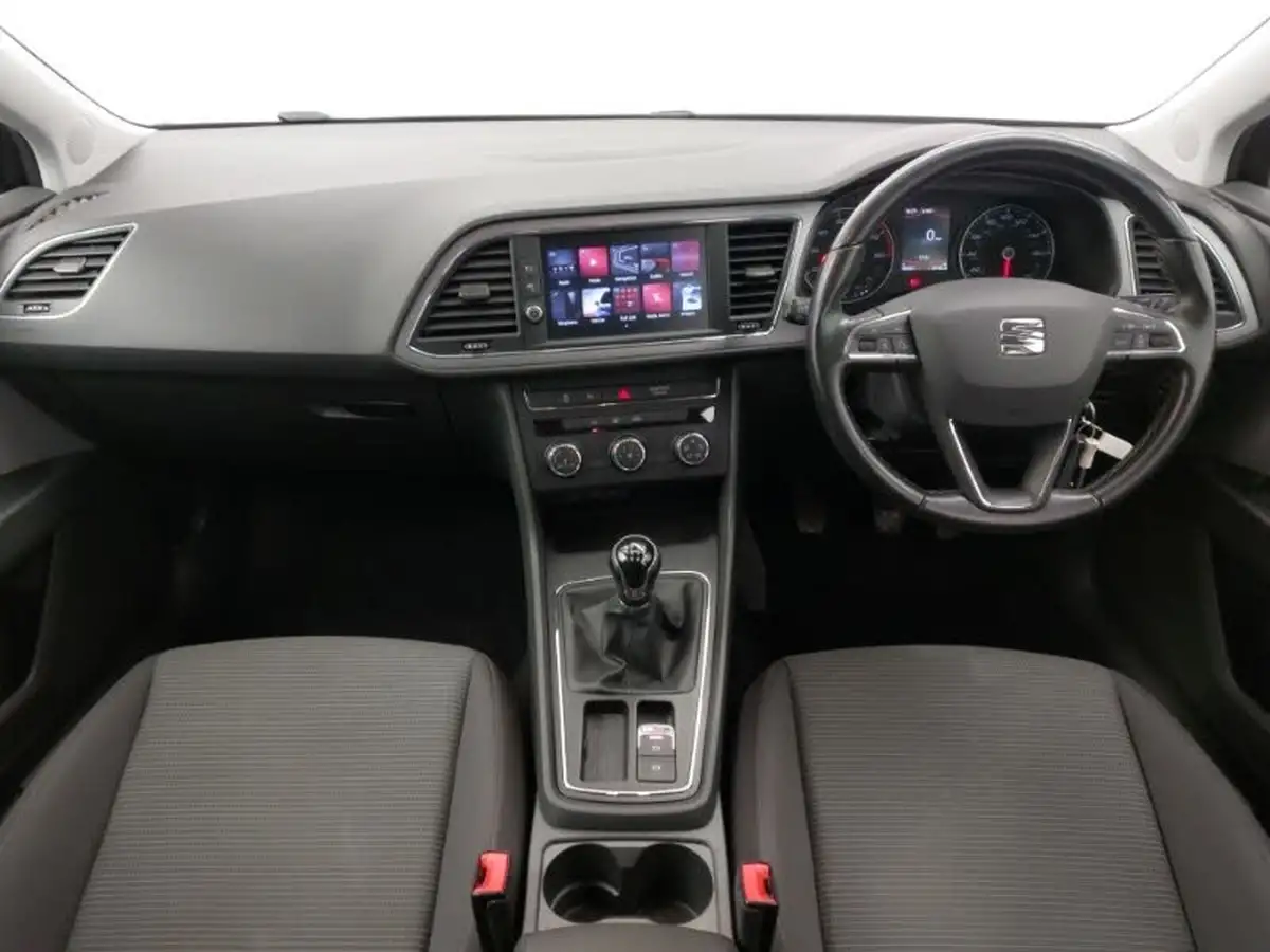 2019-seat-leon-15-tsi-evo-se-dynamic-hatchback-big-2