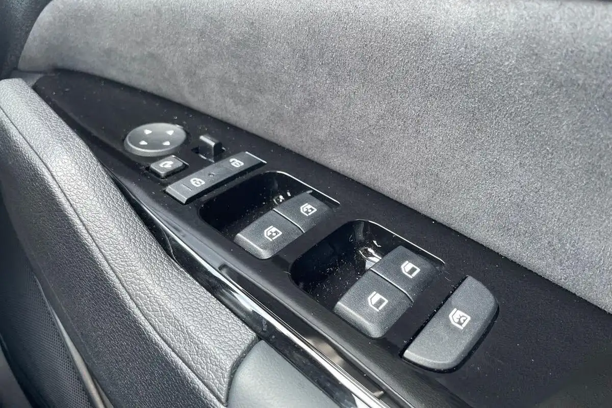 2025-kia-sportage-16-t-gdi-gt-line-s-207bhp-hev-auto-big-15