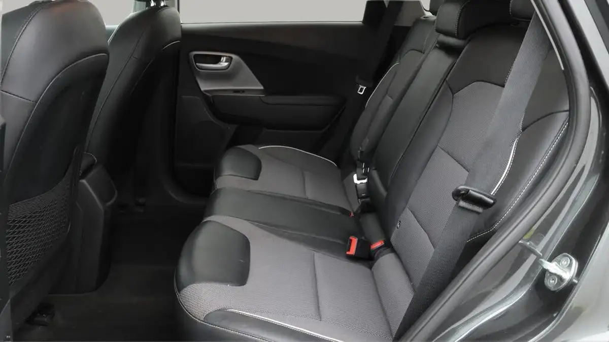 2021-kia-e-niro-ev-2-64-big-16