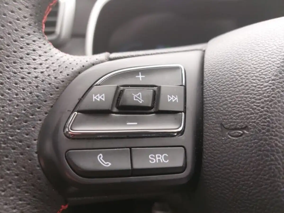 2023-mg-zs-suv-15-vti-tech-exclusive-big-11