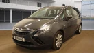 2016-vauxhall-zafira-tourer-20cdti-design-auto-small-1