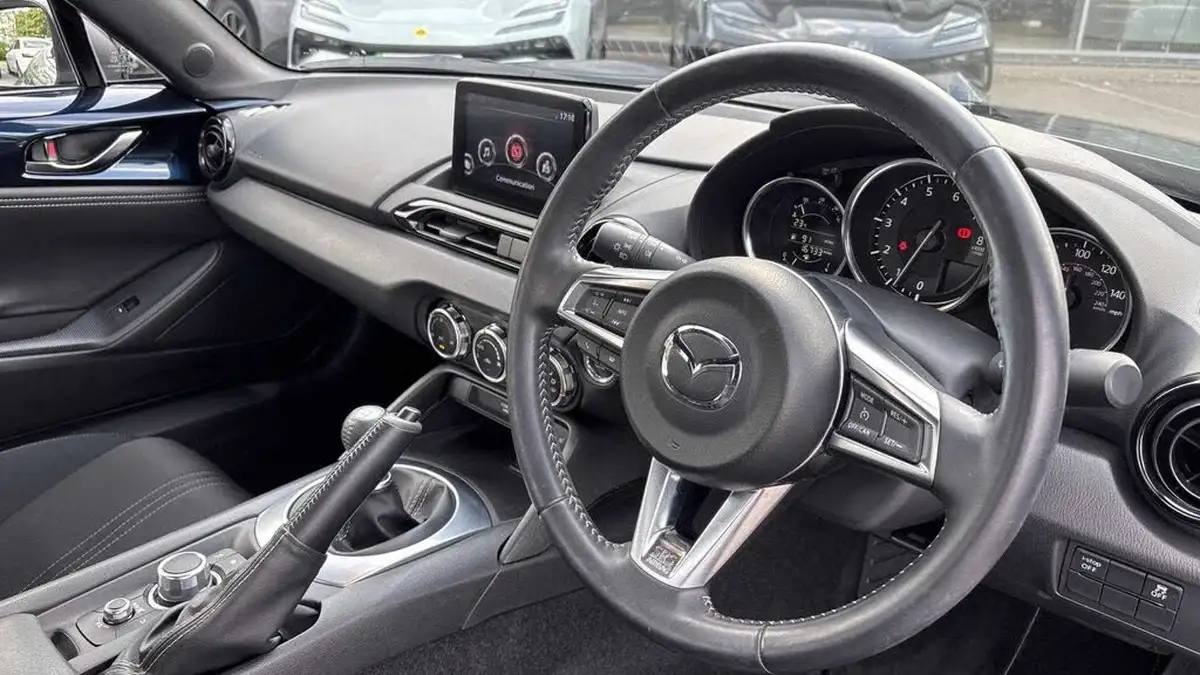 2023-mazda-mx-5-15-prime-line-roadster-big-5