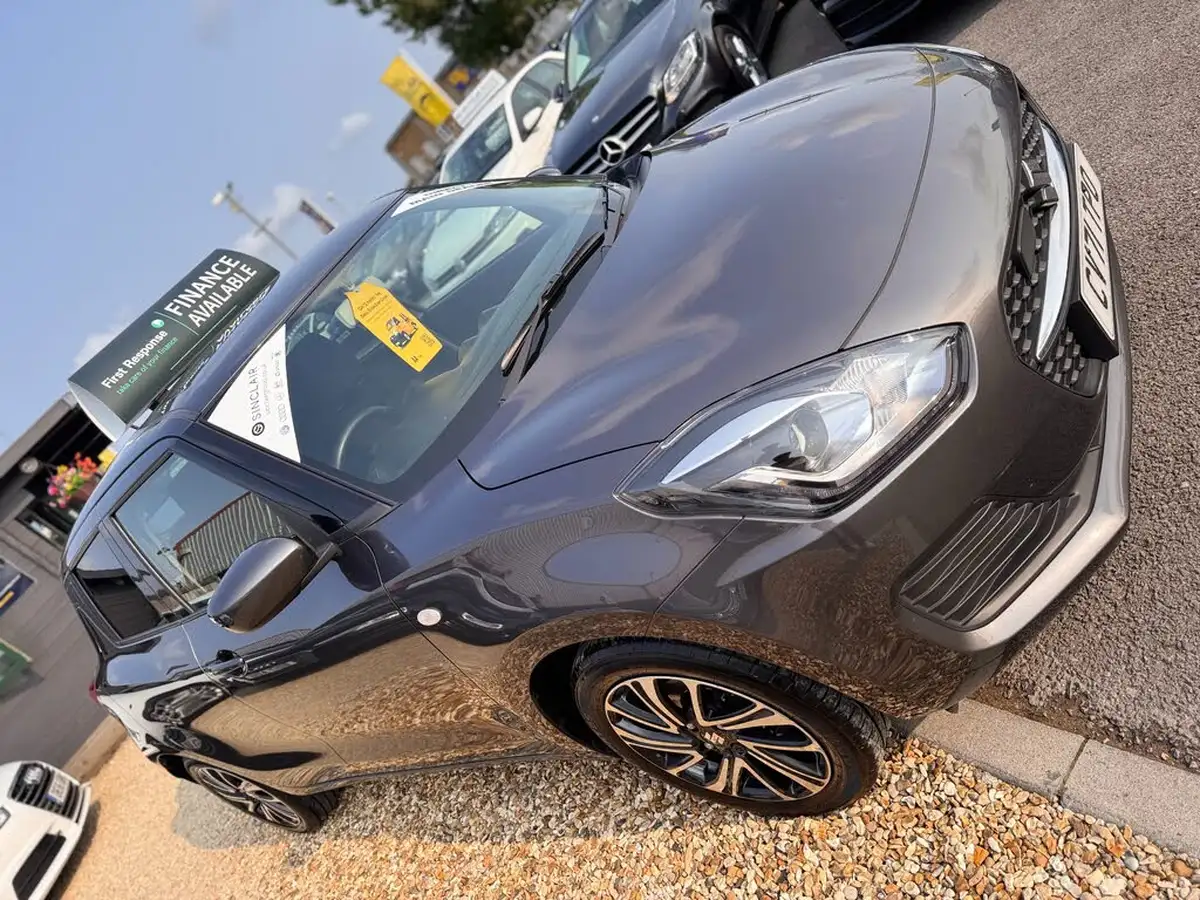 2022-suzuki-swift-12-dualjet-sz-l-big-12