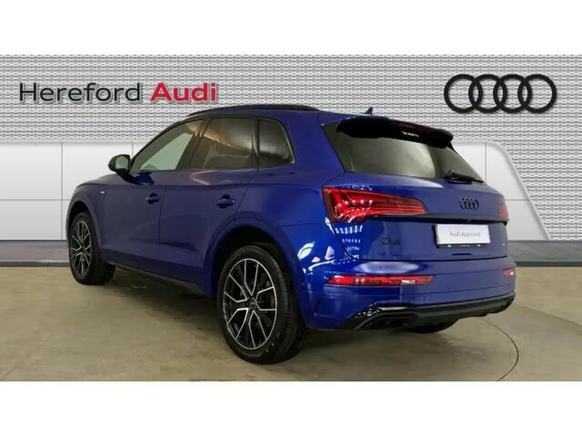 2024-audi-q5-20-45-tfsi-black-edition-station-wagon-big-2