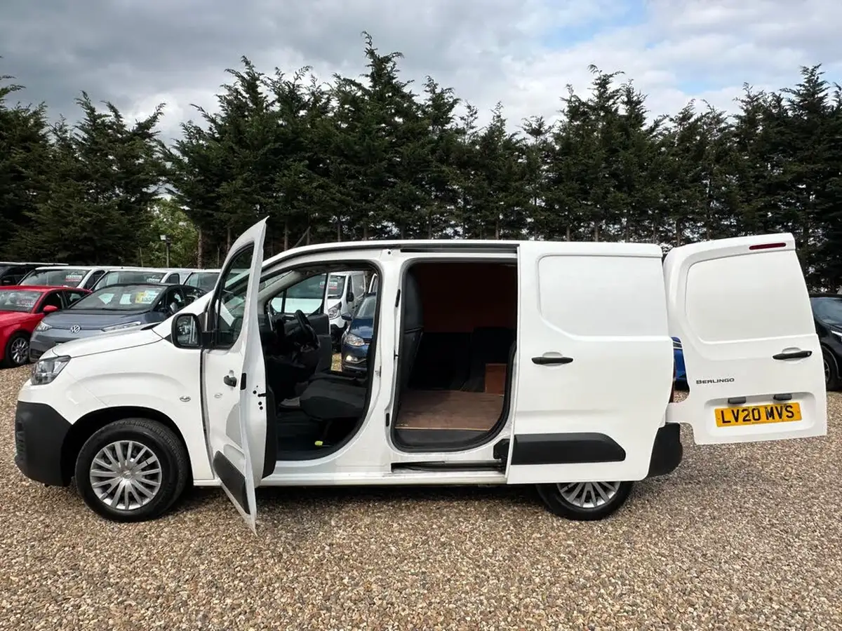 2020-citroen-berlingo-15bluehdi-650-enterprise-ss-big-19