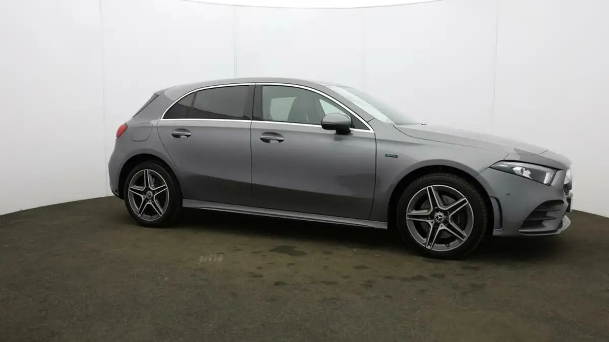 2021-mercedes-benz-a-class-13-a250e-amg-line-executive-hatchback-5d-big-50