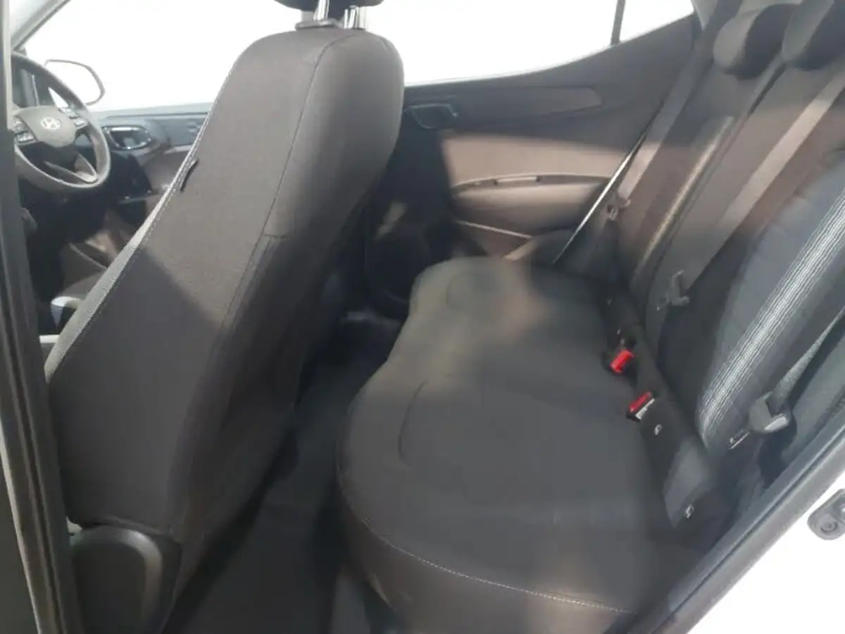 2024-hyundai-i10-10-advance-63ps-auto-big-5