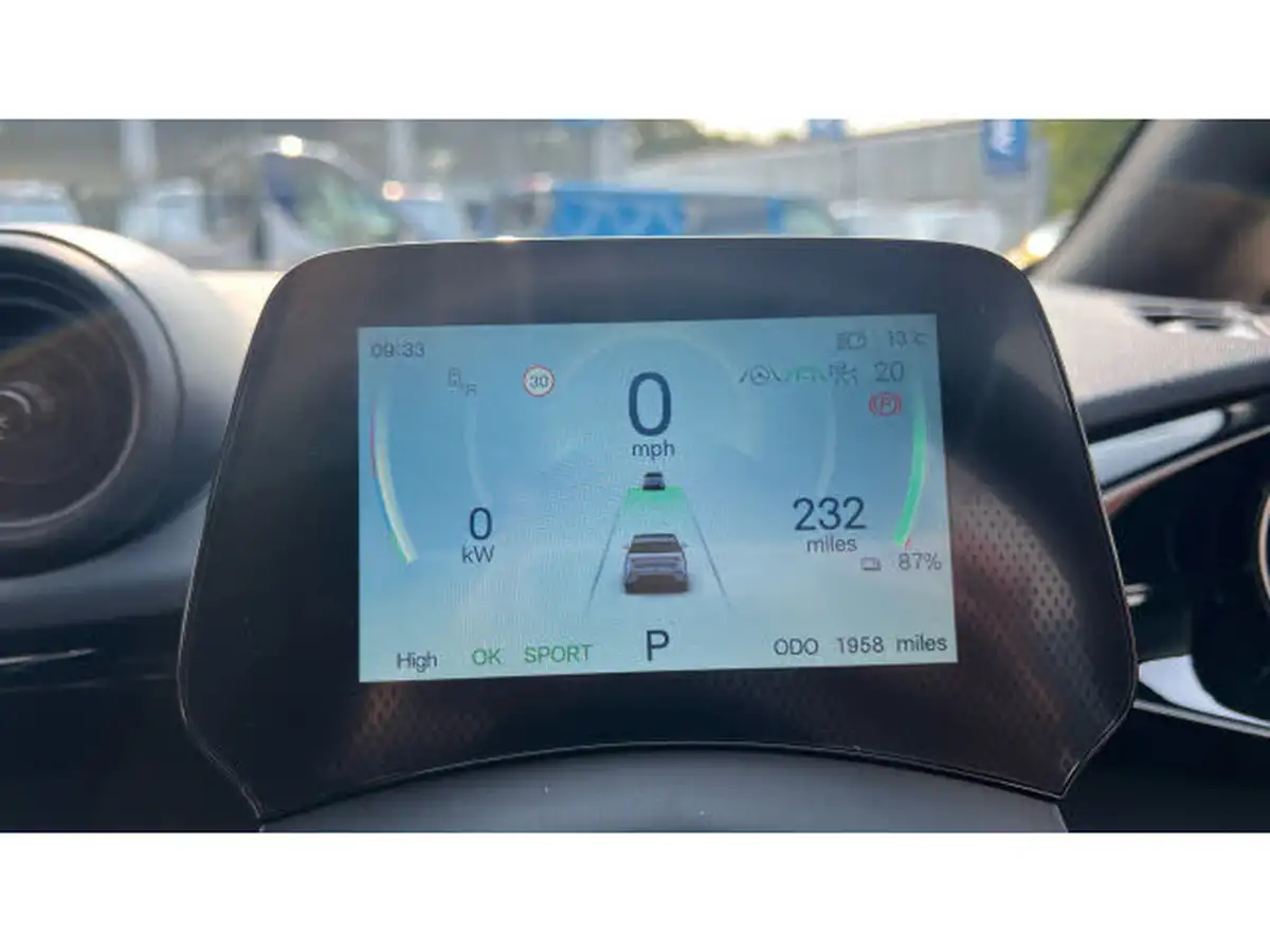 2025-byd-dolphin-e-comfort-big-17