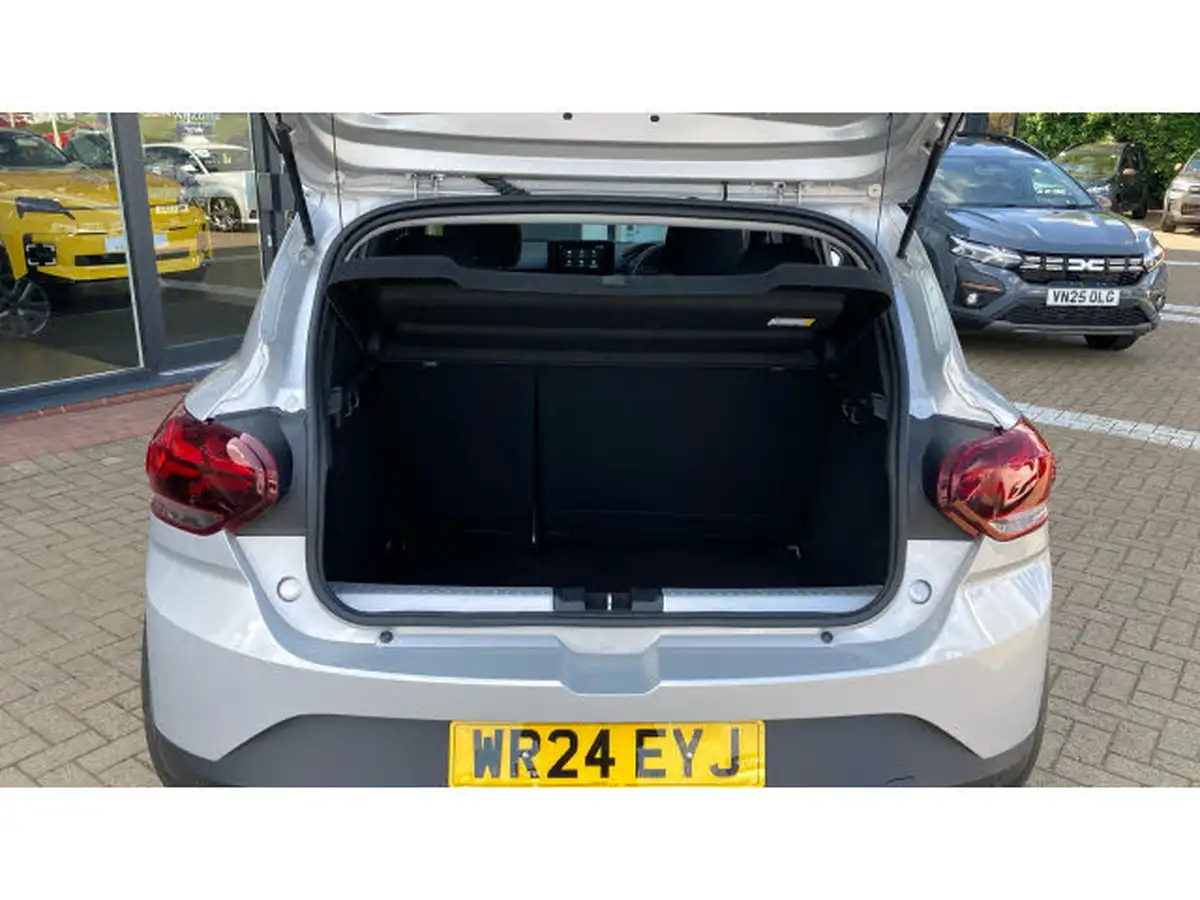 2024-dacia-sandero-stepway-10-tce-expression-90bhp-big-3