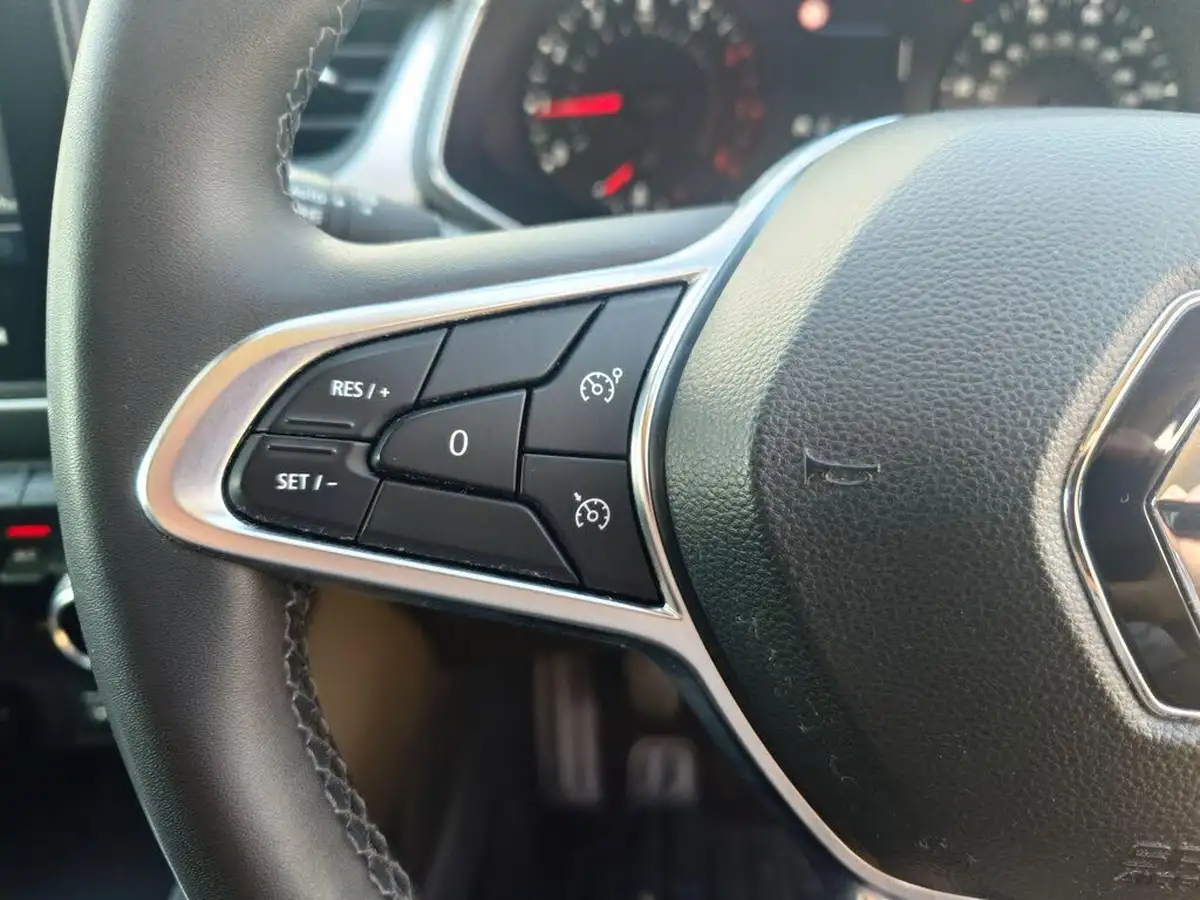 2021-renault-captur-13-tce-iconic-130bhp-big-36
