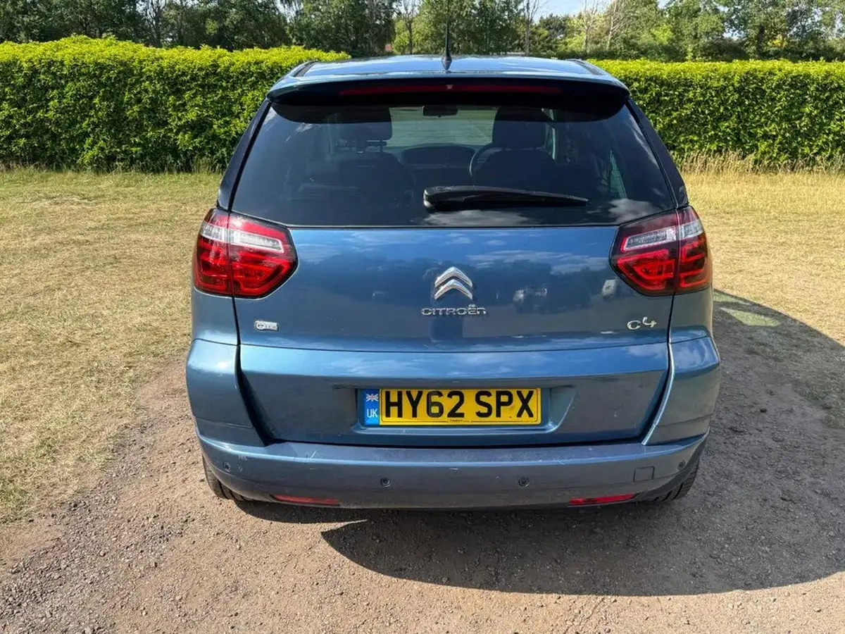 2012-citroen-c4-picasso-16e-hdi-edition-big-10