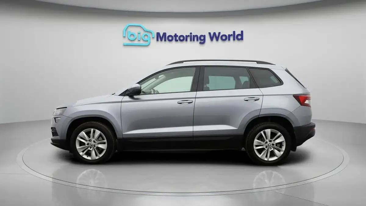 2022-skoda-karoq-20tdi-se-technology-150ps-big-4