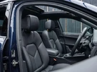 2022-porsche-macan-20-small-31