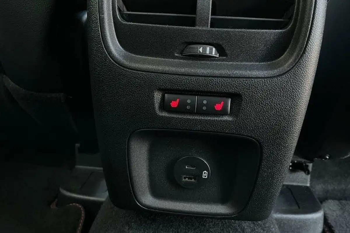 2021-ford-kuga-25t-st-line-x-edition-225ps-phev-big-22
