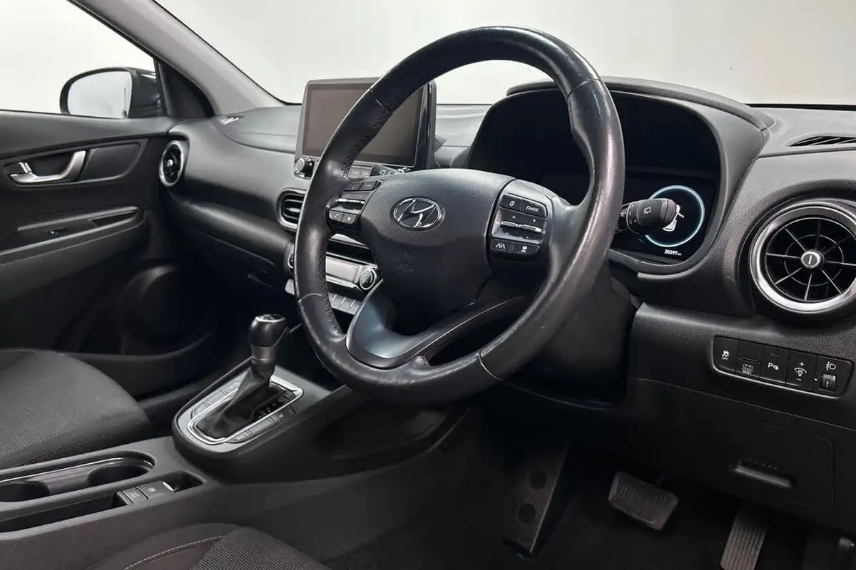 2022-hyundai-kona-16-gdi-premium-big-6