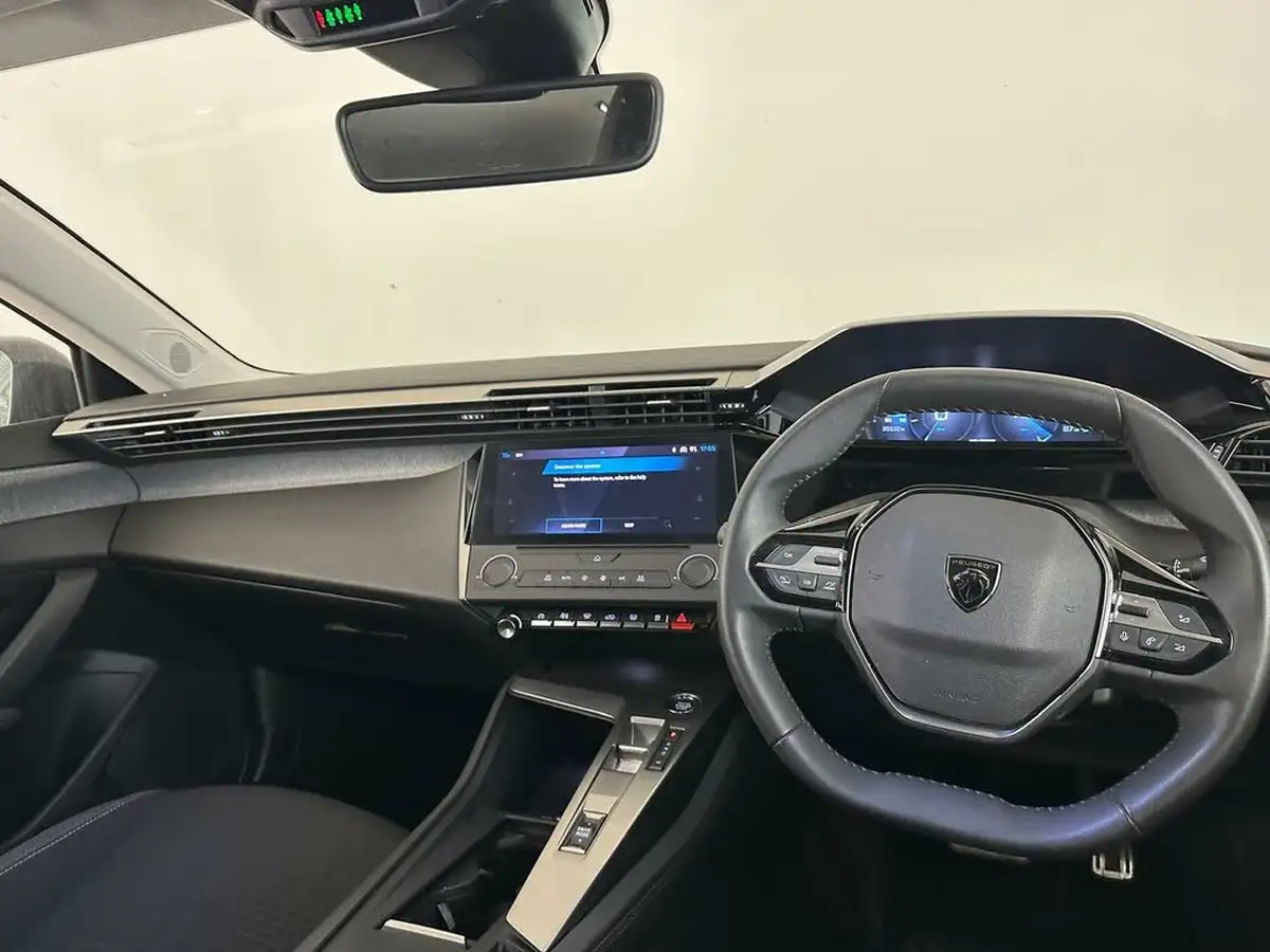 2023-peugeot-308-12-puretech-active-premium-130ps-big-11