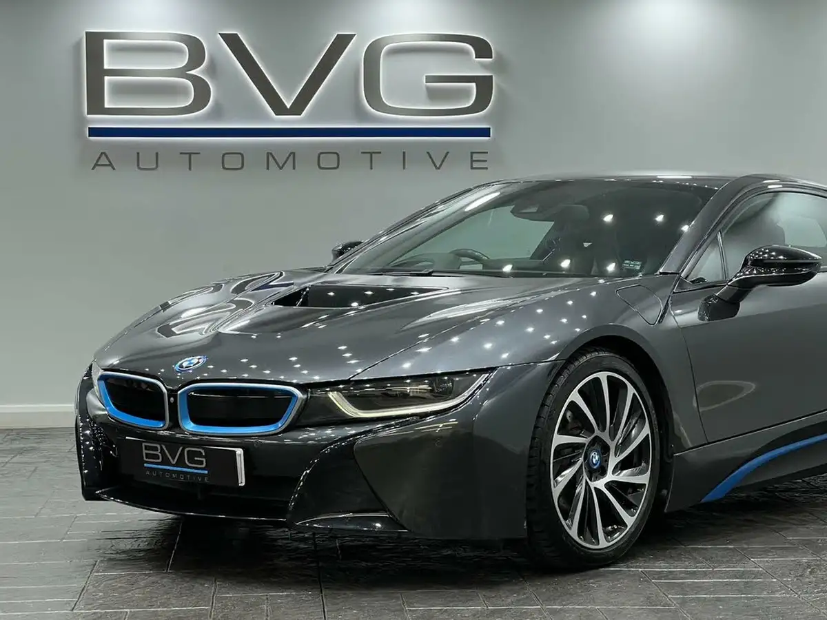 2017-bmw-i8-15-big-17