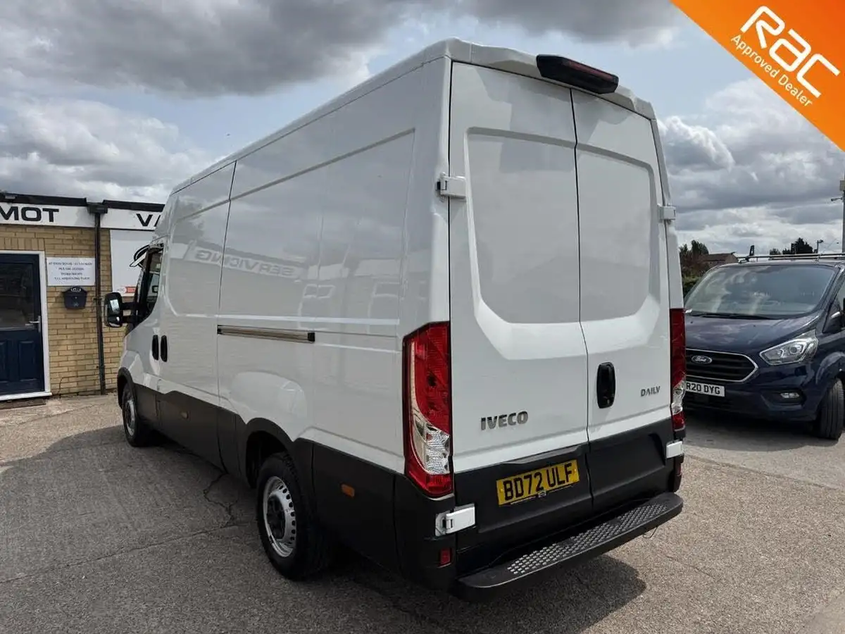 2023-iveco-daily-s-class-23td-35s14v-business-3520mm-h2-136pseu6dt-big-6