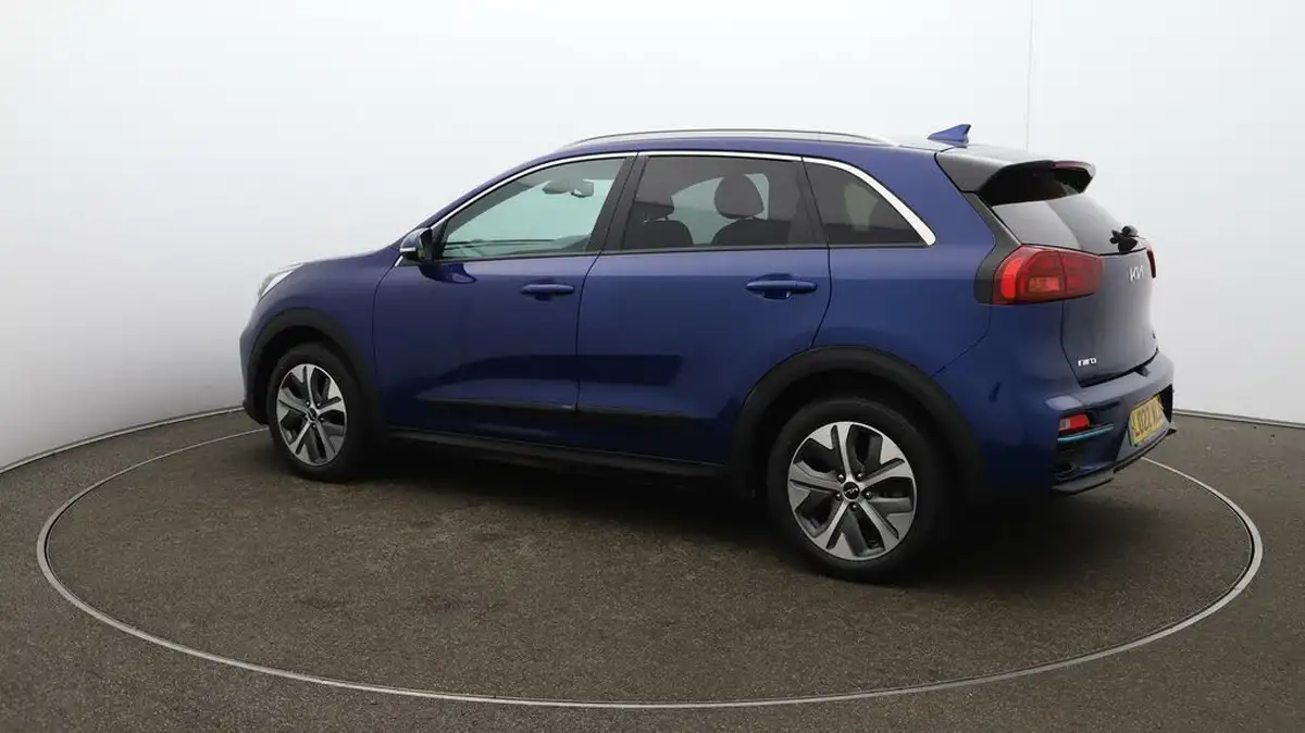 2022-kia-niro-ev-e-2-big-35
