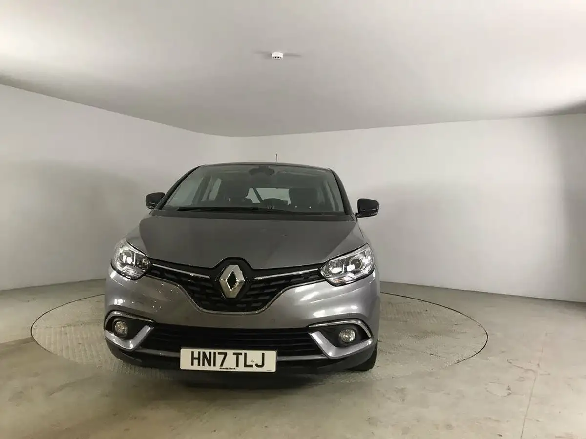 2017-renault-scenic-15dci-dynamique-nav-energy-ss-big-32