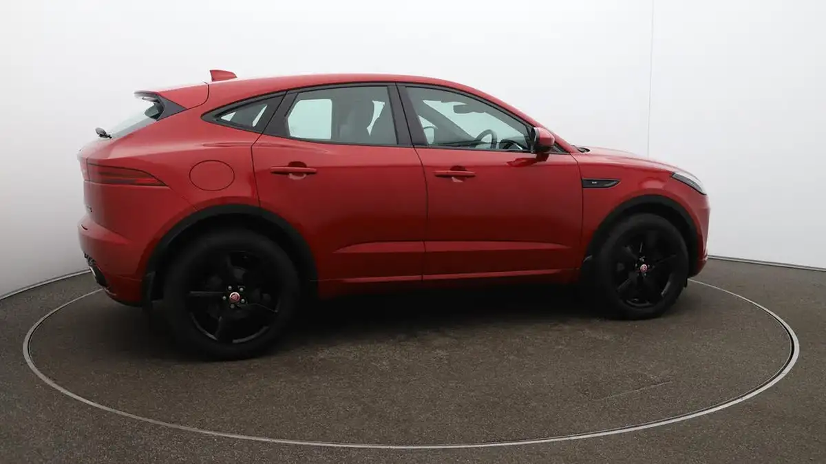 2018-jaguar-e-pace-20-i4d-r-dynamic-se-180ps-ss-big-54