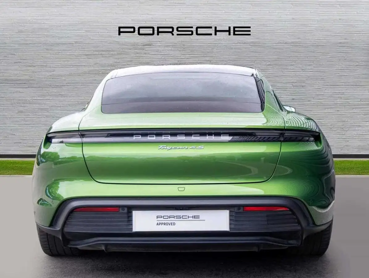 2022-porsche-taycan-e-4s-571ps-performance-battery-plus-big-6