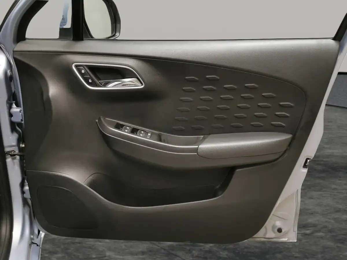 2023-mg-mg3-15-vti-tech-exclusive-nav-big-36