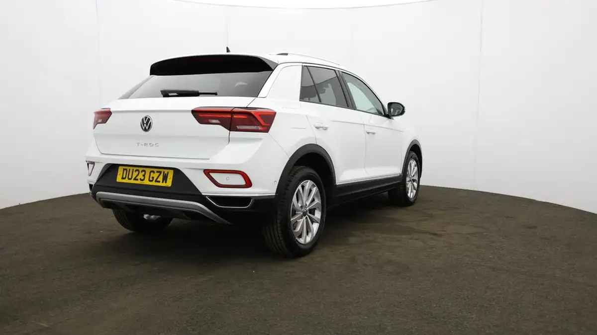2023-volkswagen-t-roc-15-tsi-style-hatchback-5d-big-60