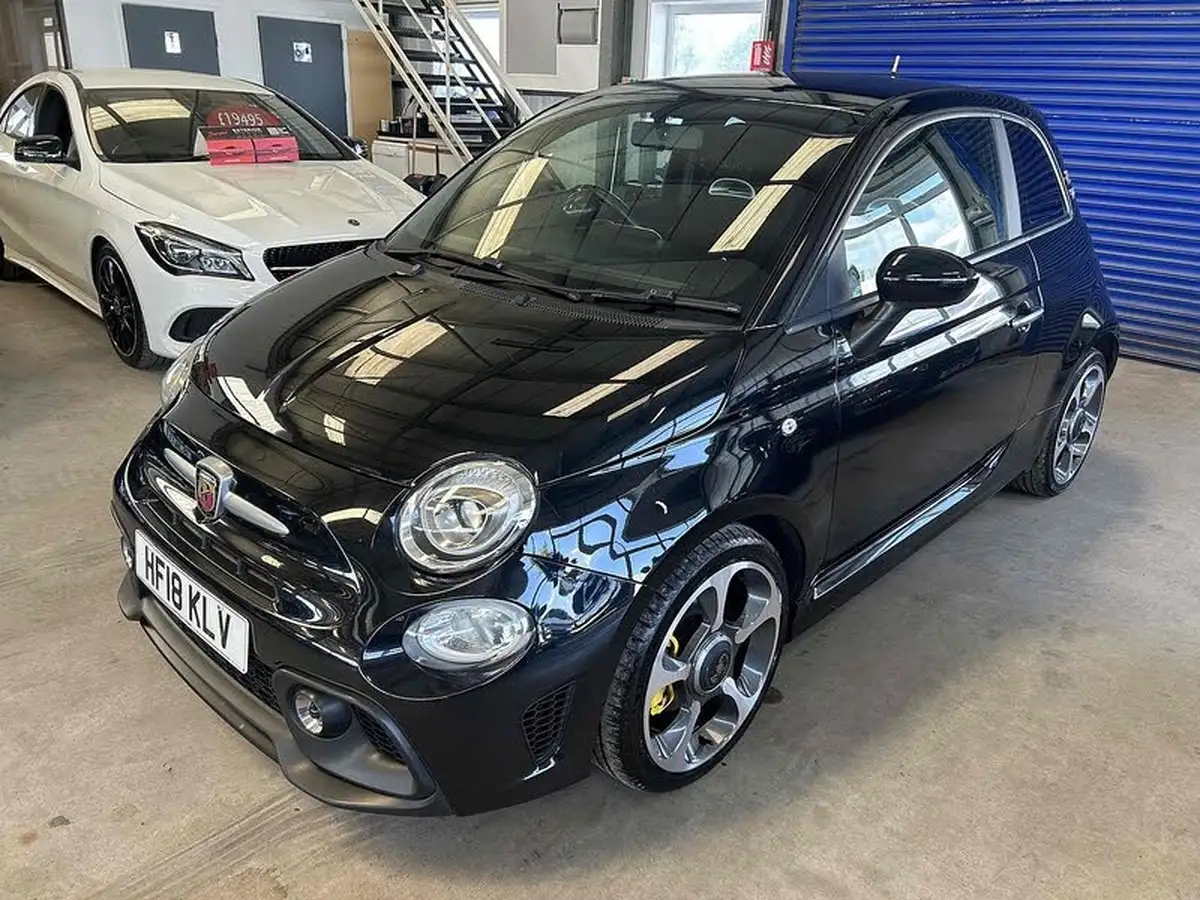 2018-abarth-595-14-tjet-big-1
