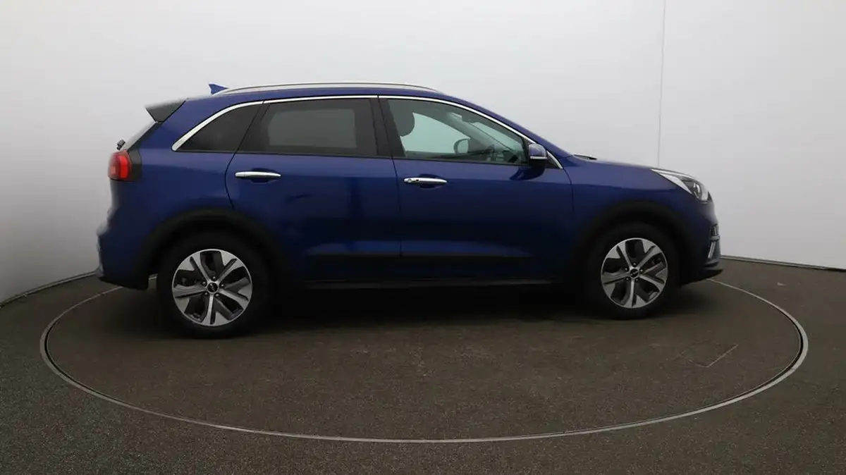 2022-kia-niro-ev-e-3-big-42